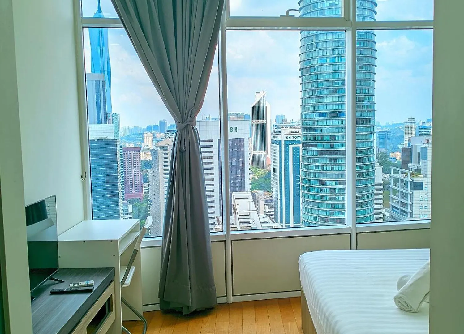 Sky Suites Klcc By Mdl Kuala Lumpur Ma­lay­sia