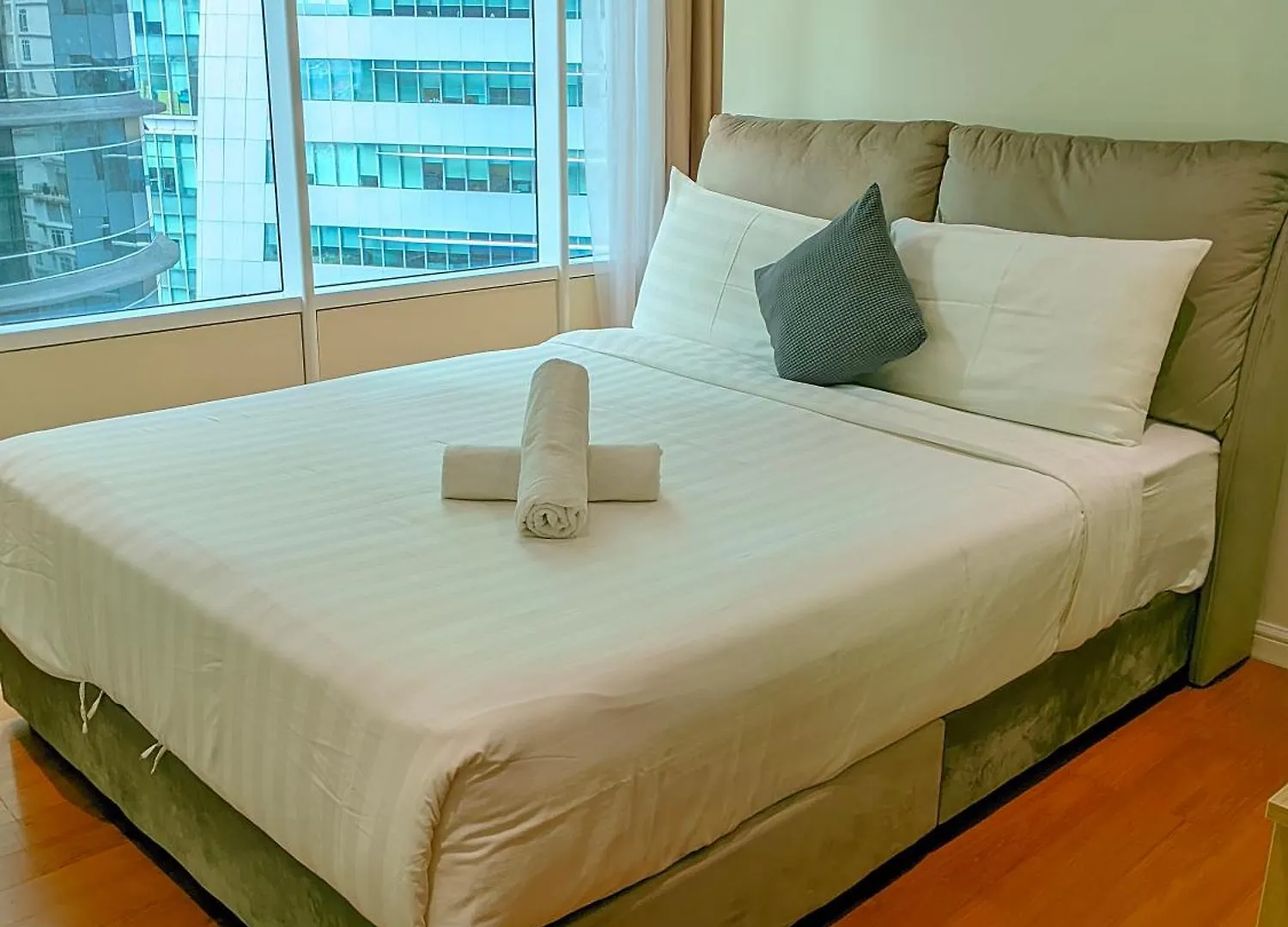 Sky Suites Klcc By Mdl クアラルンプール 0*,  マレーシア